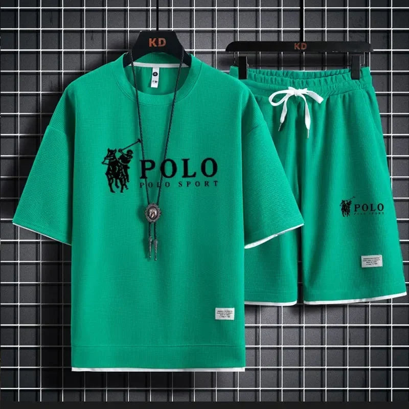 Men's two-piece short sleeved T-shirt and sports short